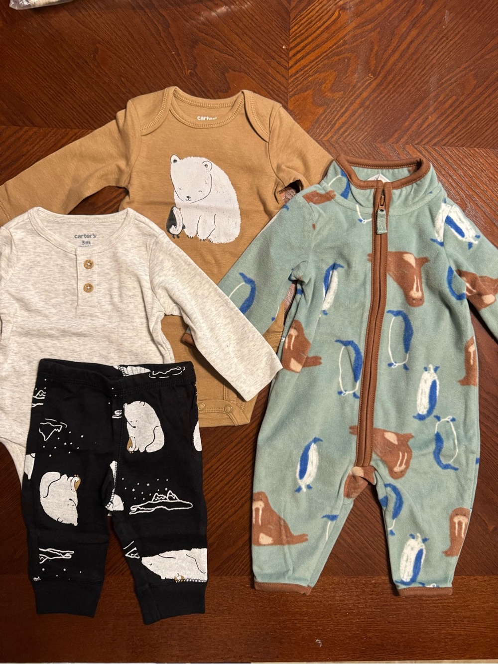 Carter’s NWT Baby boy (3Pcs) long sleeve bodysuits & pants Set- &Sleeper 3Months
